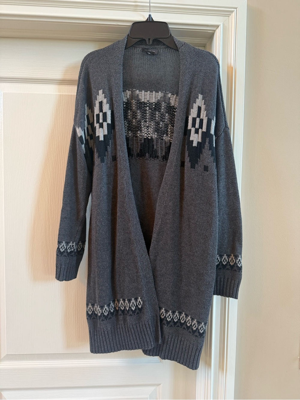 The Limited Women's Knit Cardigan Aztec Gray Black, Size Medium